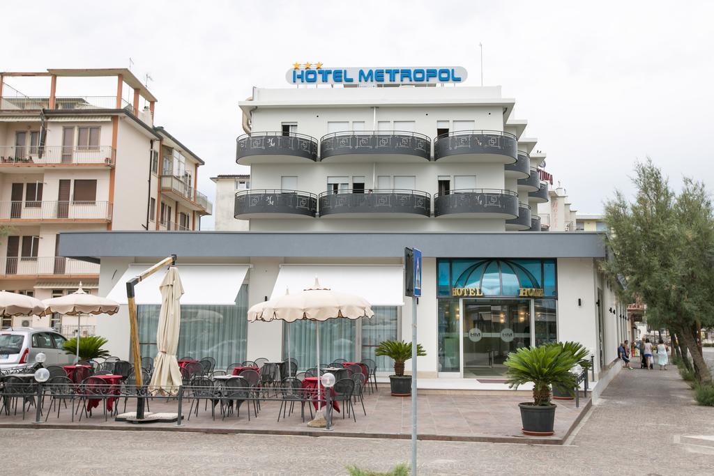 Hotel Metropol Sottomarina Kültér fotó