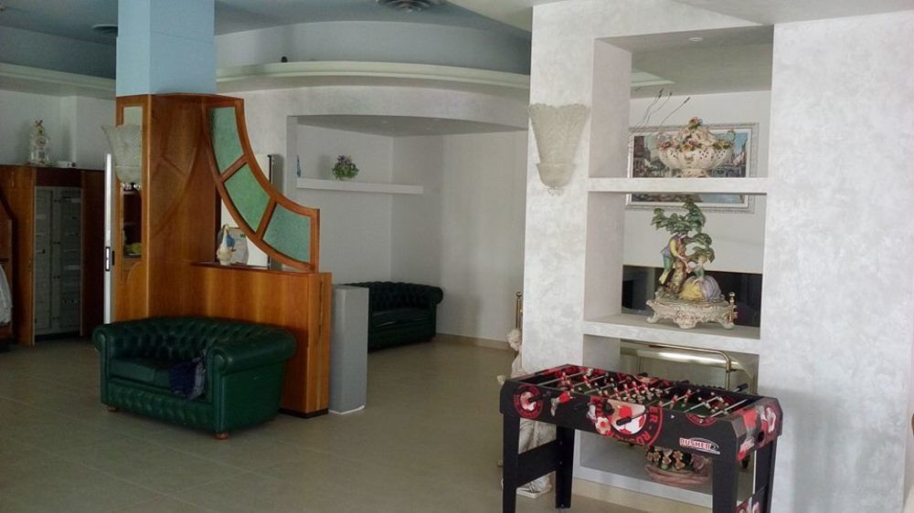 Hotel Metropol Sottomarina Kültér fotó