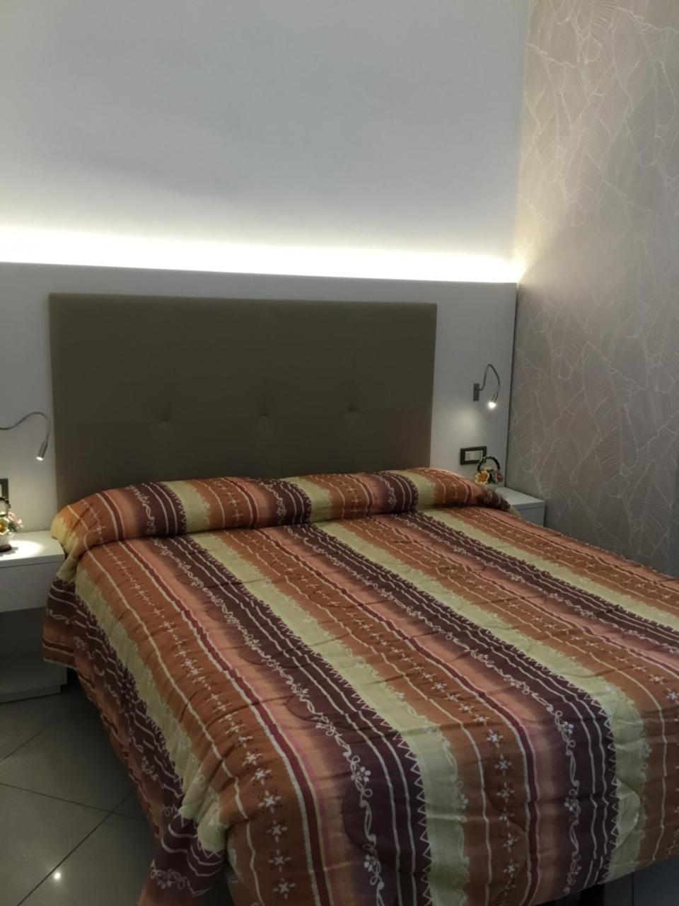 Hotel Metropol Sottomarina Kültér fotó