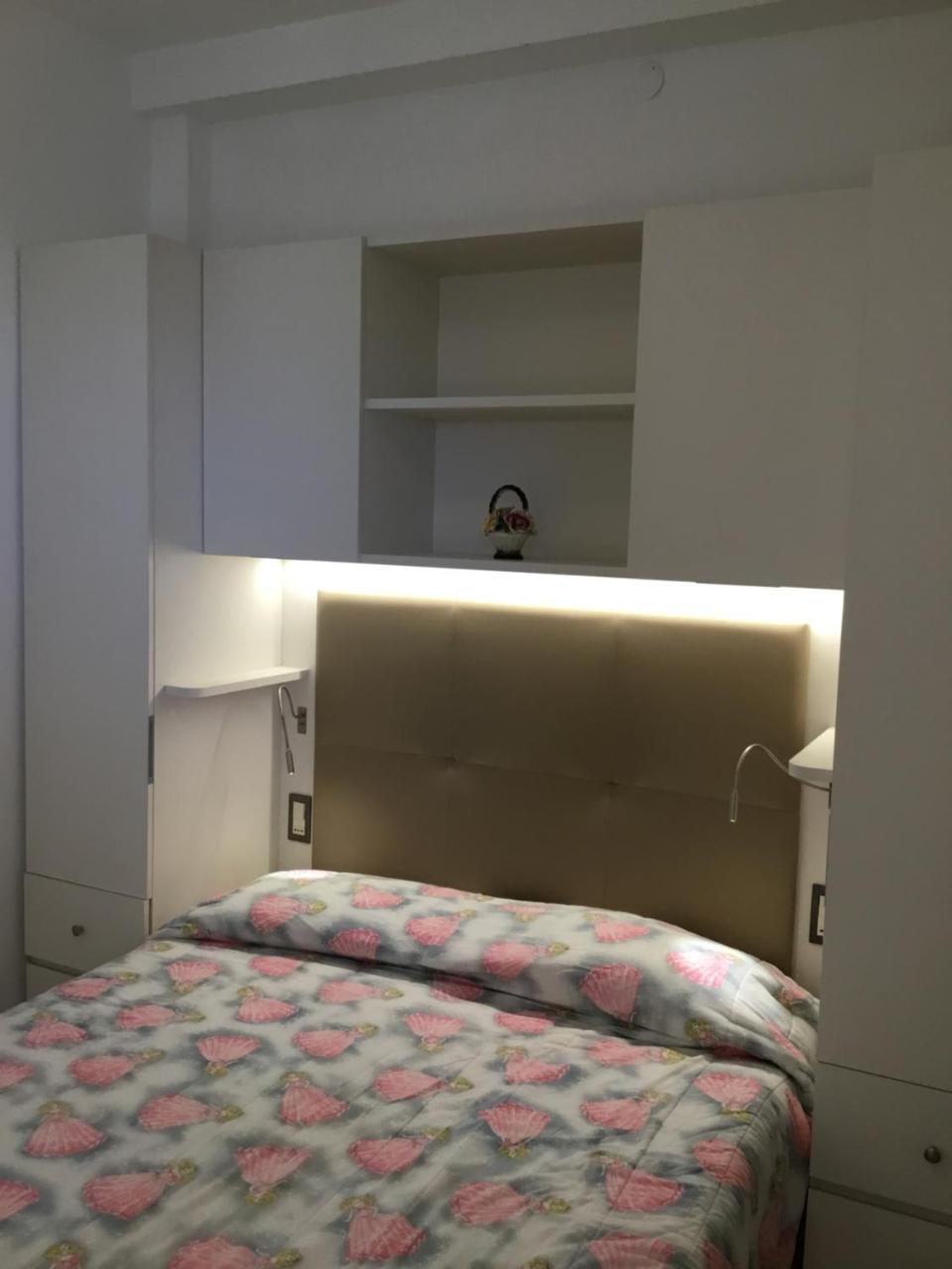 Hotel Metropol Sottomarina Kültér fotó
